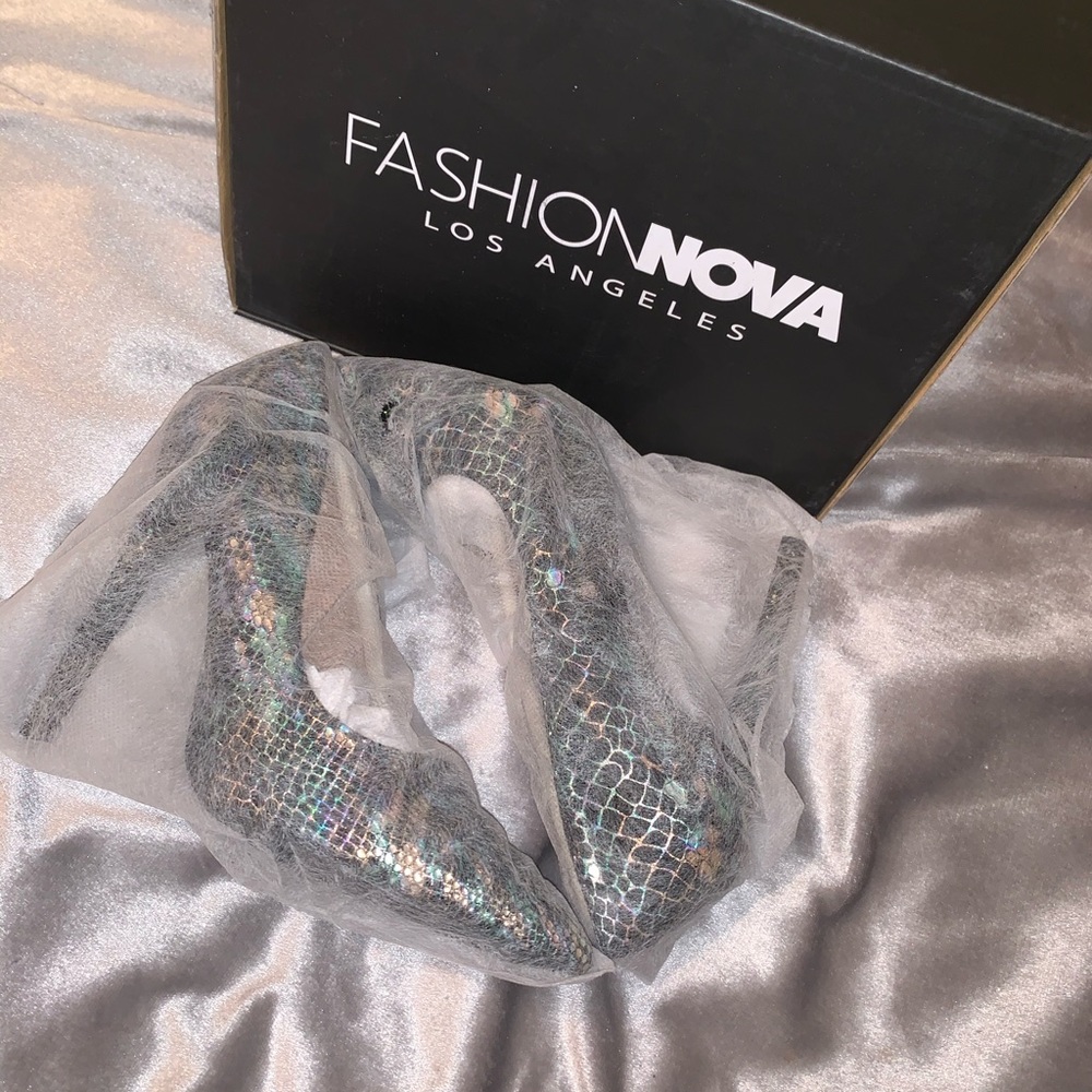 Brand new metallic pumps - Picture 4 of 4